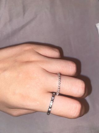 Conjunto de collar y anillos
