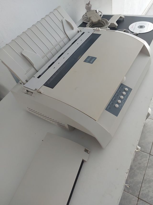 Impresora matricial Fujitsu DL3750 +