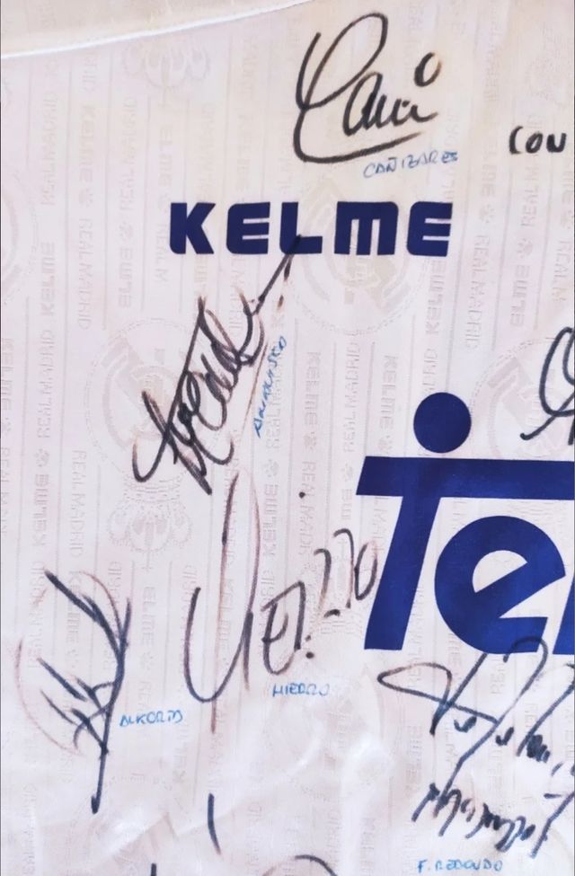 T-shirt Mijatovic Kelme autografata dal Real Madrid C.F.