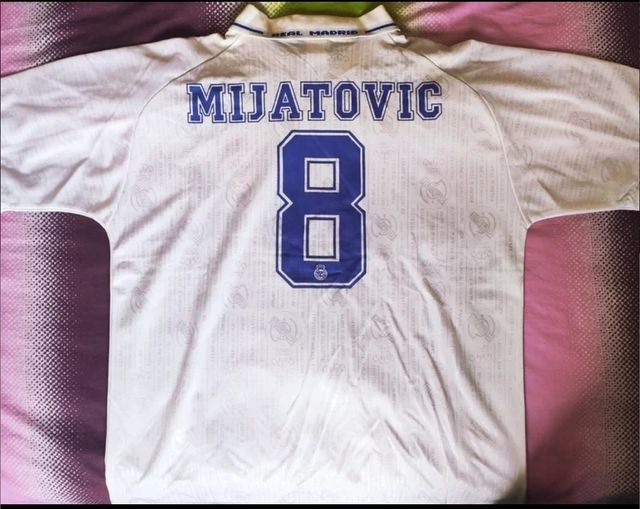 T-shirt Mijatovic Kelme autografata dal Real Madrid C.F.