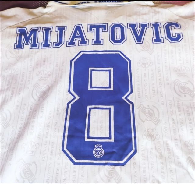 T-shirt Mijatovic Kelme autografata dal Real Madrid C.F.