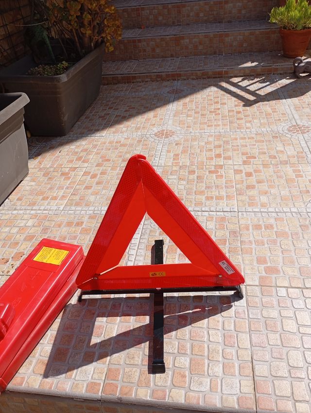 Triángulos de emergencia para todo tipo