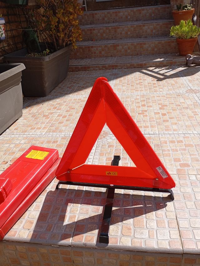 Triángulos de emergencia para todo tipo