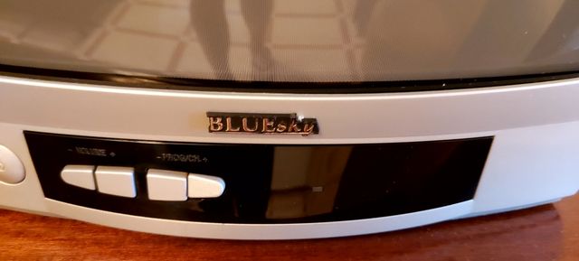 TV 14 " Blue Sky