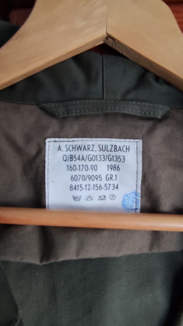 Abrigo militar A.Schwarz de 1986