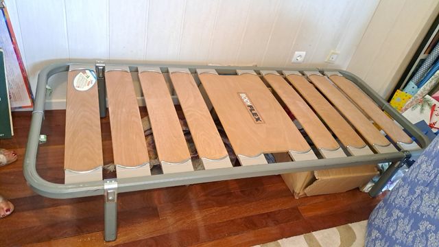 Somier FLEX con patas. Longitud 80 cm