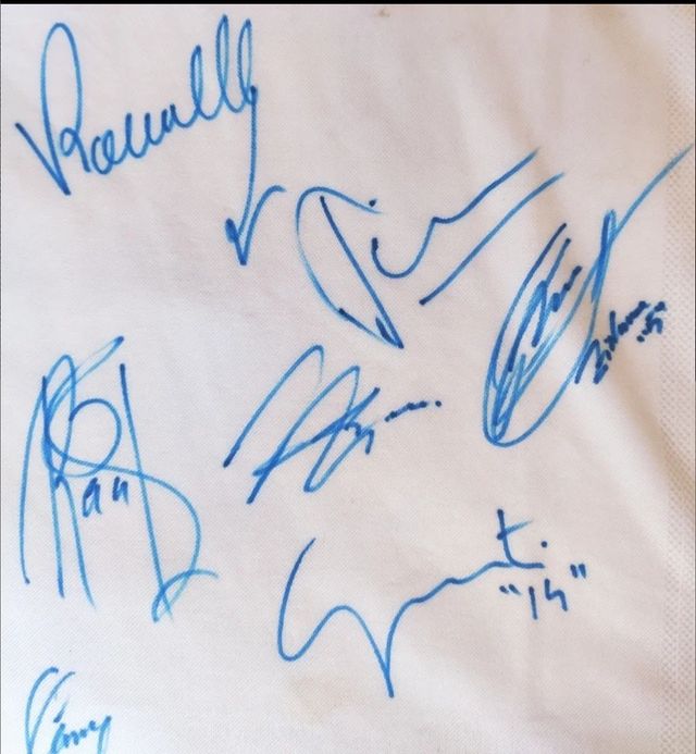 Maglietta firmata Adidas Real Madrid "O Fenómeno" 2