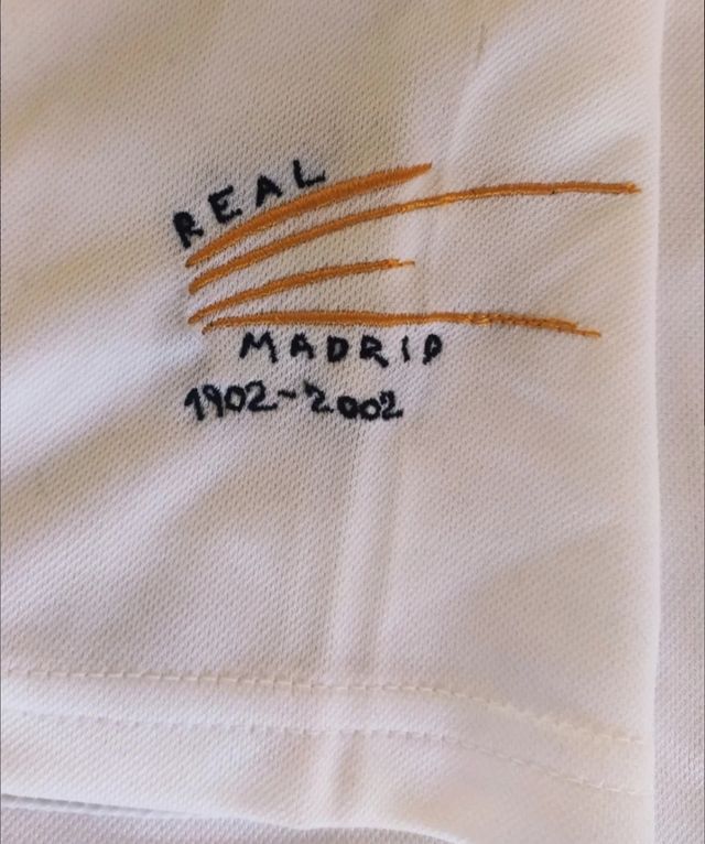 Maglietta firmata Adidas Real Madrid "O Fenómeno" 2