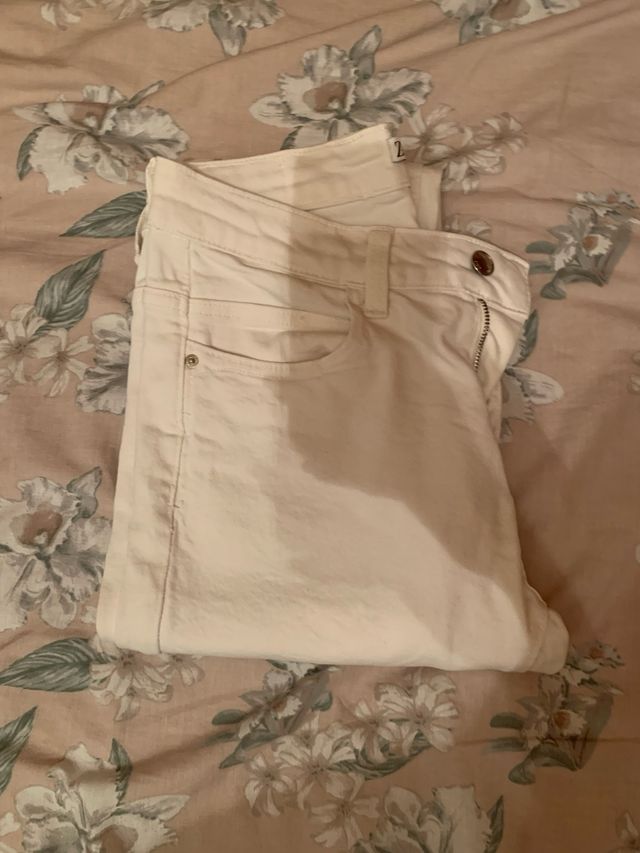 Pantalon vaquero blanco 
