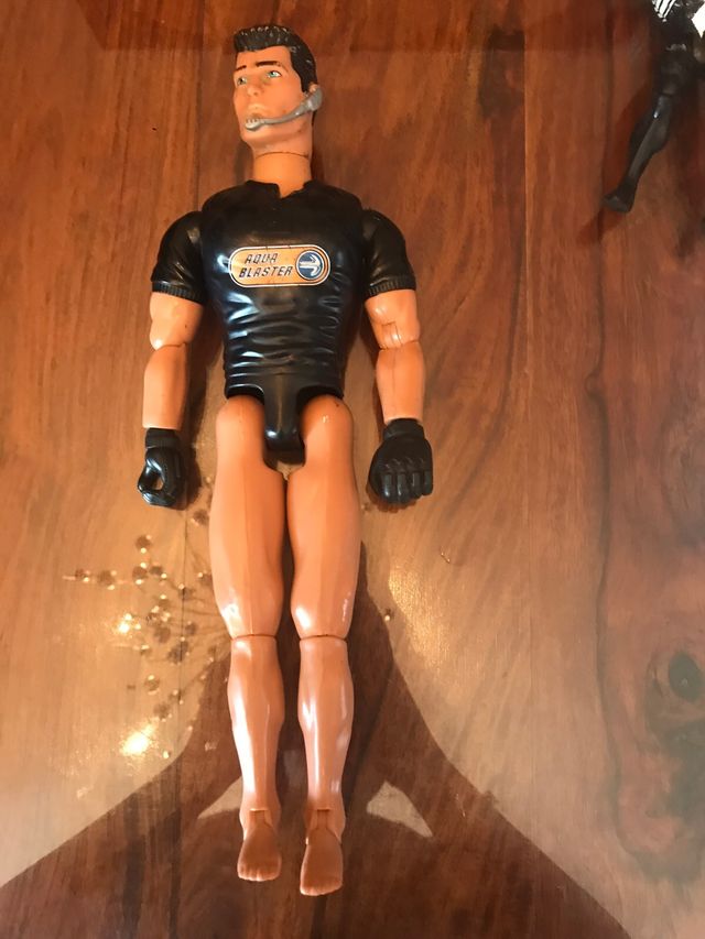 Muñecos action man y muñecos de la saga spiderman