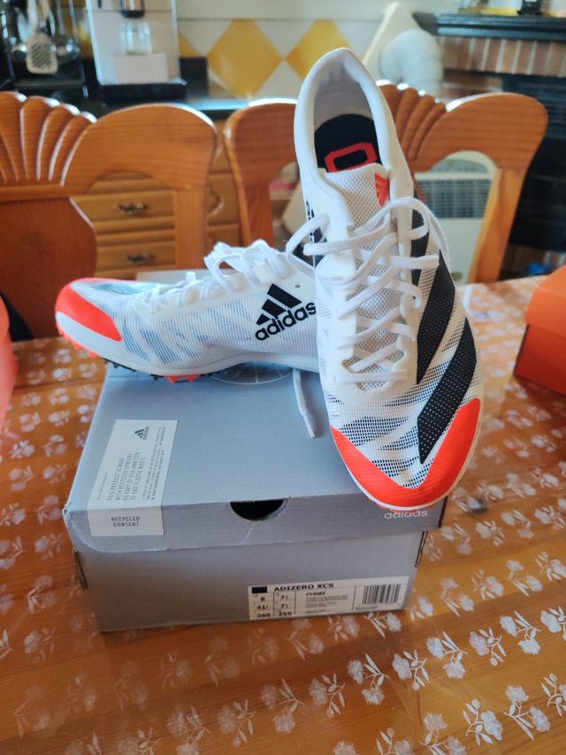 ADIZERO XCS TALLA 41