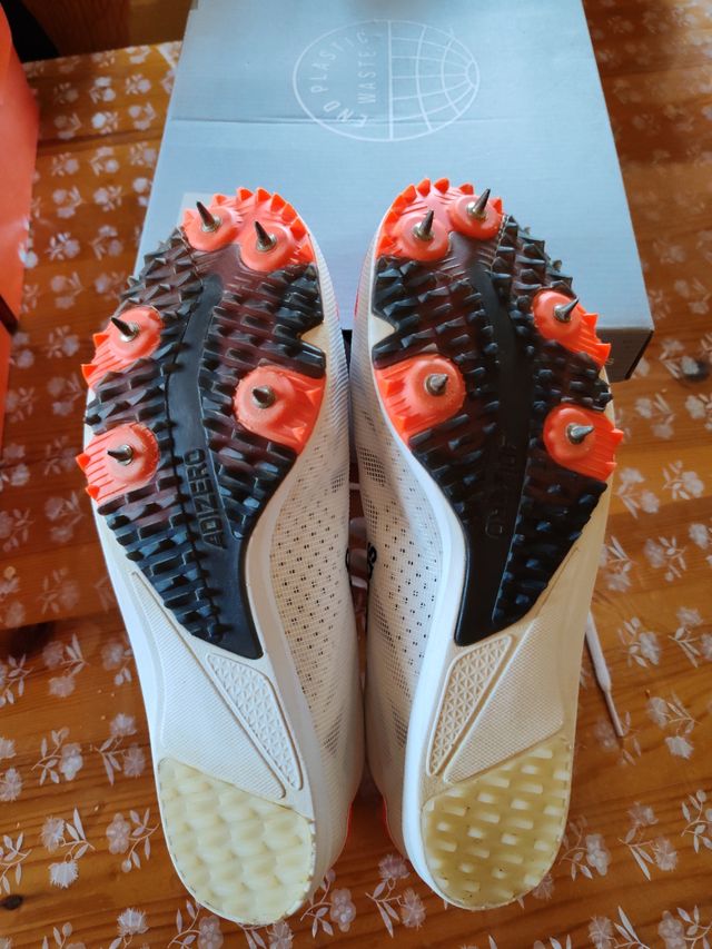 ADIZERO XCS TALLA 41