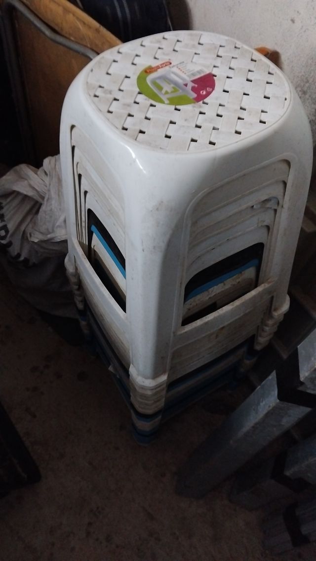 Sillas de plástico,blanco,azul,negro