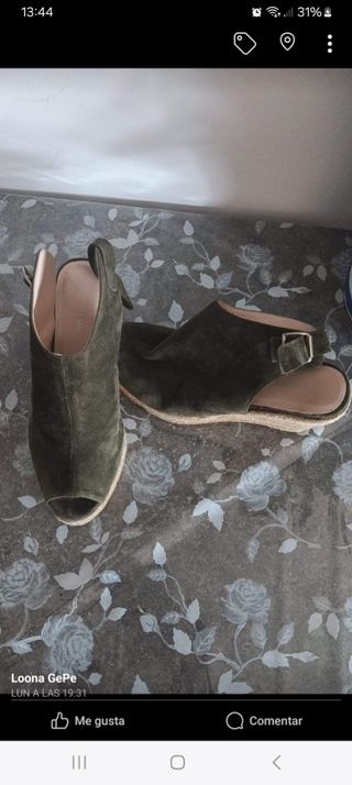 Sandalias de piel cuña t.38