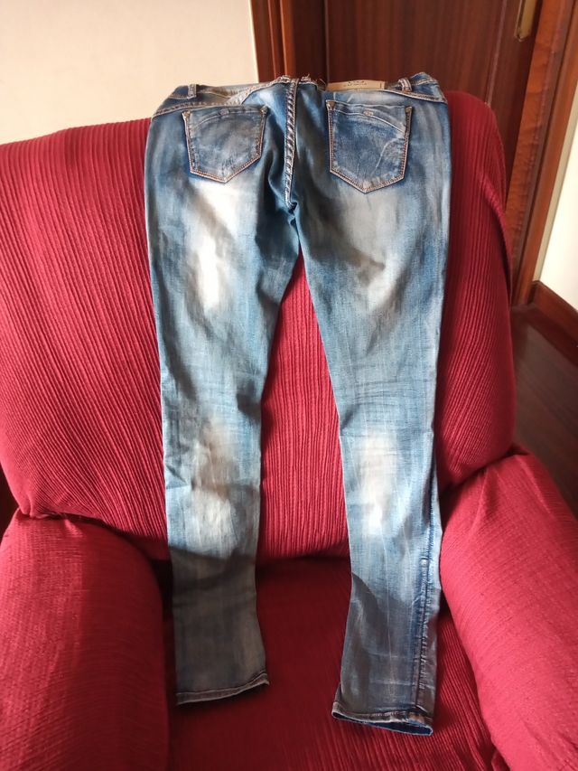 Pantalón vaquero mujer 