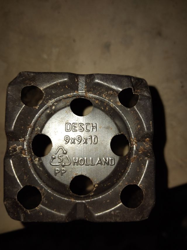 Macetas 9x9x10 0,6 litros,cientos en stock 