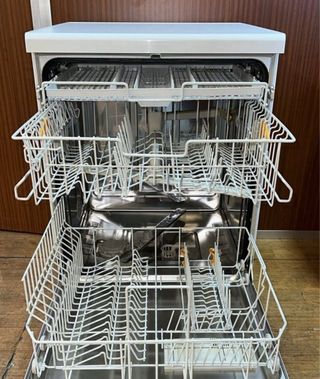 LAVAVAJILLAS MIELE