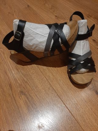 Sandalias Piel cuña