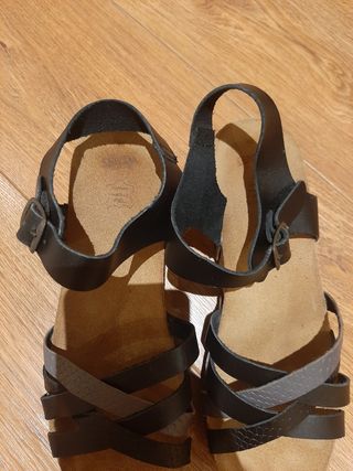 Sandalias Piel cuña