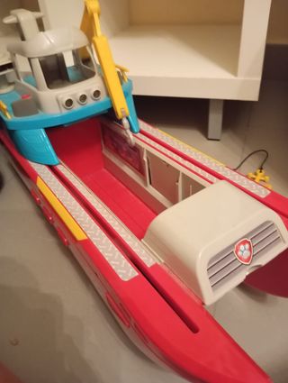 Barco patrulla canina