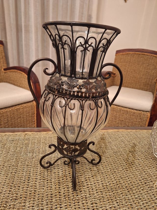Jarrón forja y cristal