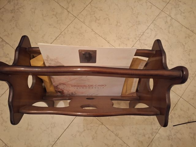 Revistero madera