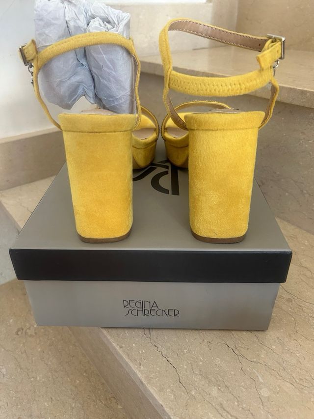 Sandalo con strass, con tacco eleganti