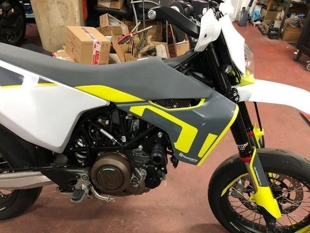 Anticaidas Husqvarna 701 y Gas Gas 700 Sm