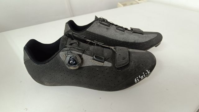 Zapatillas Fizik R5 negras Talla 41