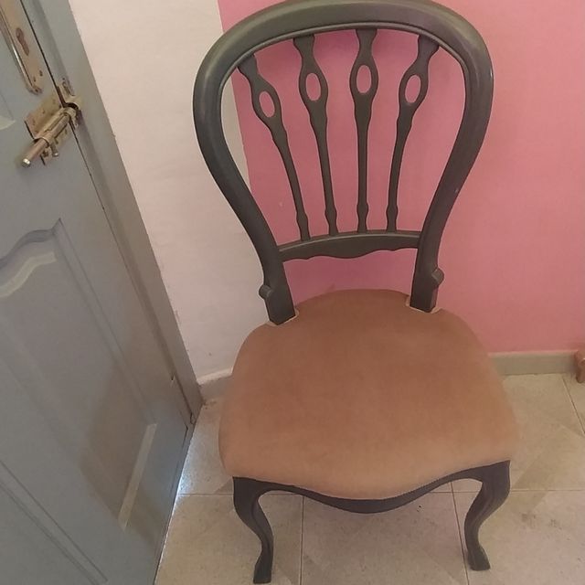 sillas clásicas madera. 