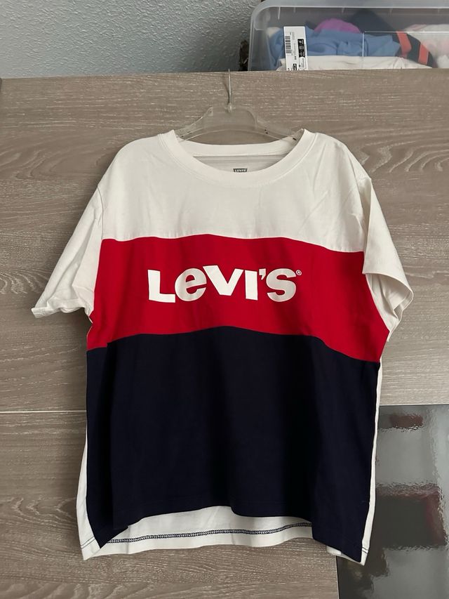 T-shirt Levi's taglia XS