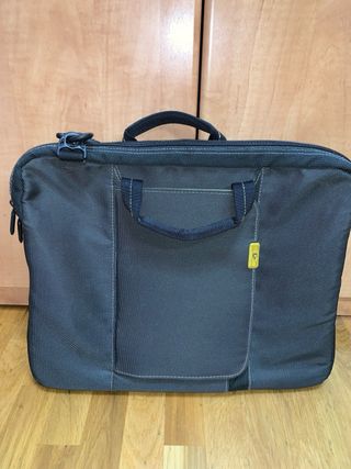 Maleta para portátil Case Logic de 17 pulgadas