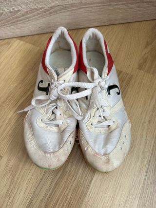 Zapatillas de clavos atletismo