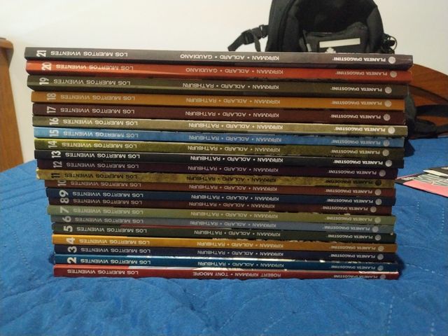 21 comics the walking dead