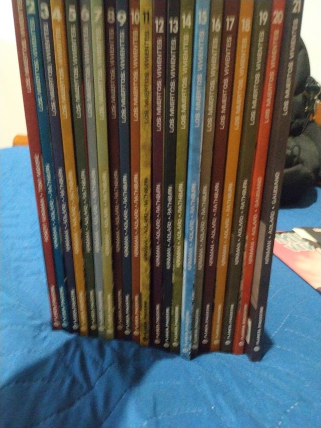 21 comics the walking dead