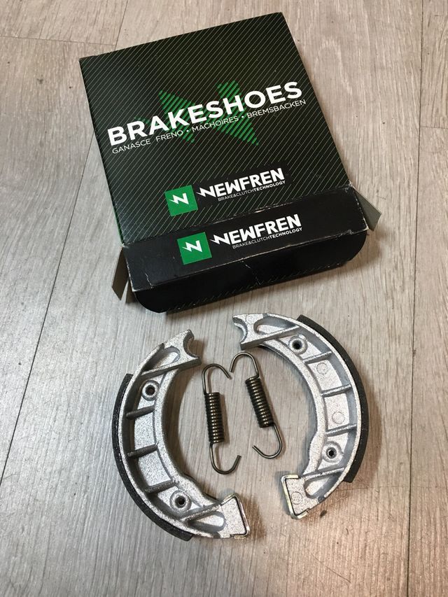 Zapatas NEWFREN delanteras vespino