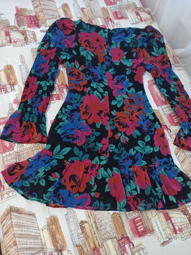 Vestido floreado - Bershka