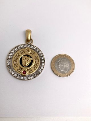 Colgante dos oros Versace 18K 17.80gr