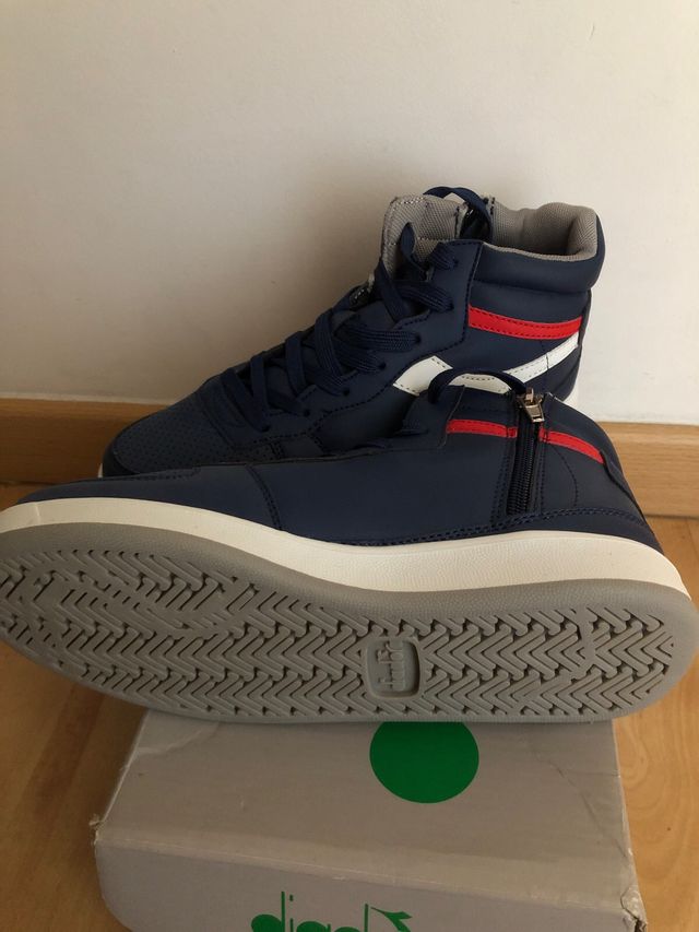 Zapatillas abotinadas nuevas Diadora