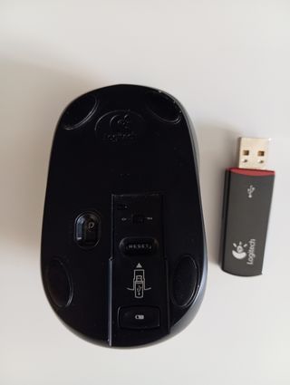 Ratón inalámbrico Logitech