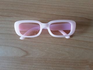 Occhiali da sole rosa
