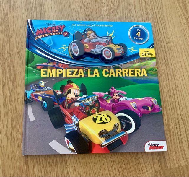 Libro de Mickey y los superpilotos