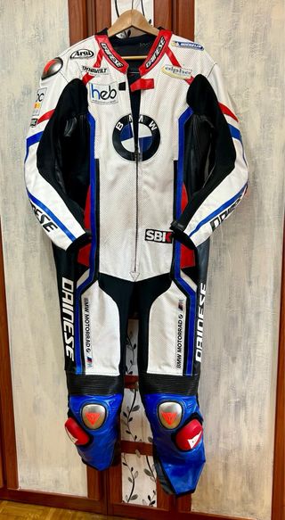 Mono de Cuero Dainese 