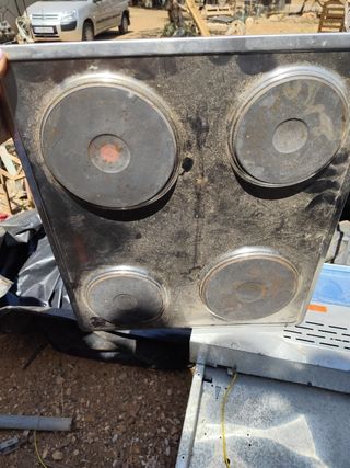 Horno vitrocerámica estufa de gas y lavavajillas 