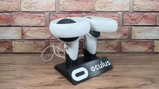 Stand Expositor mando oculus Quest 2