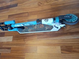 Patinete Decathlon Scooter Mid 3