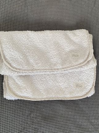 Colchoneta cambiador+funda+protectores
