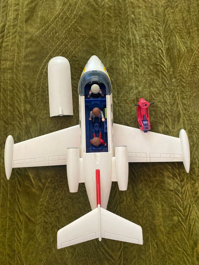 Avion summer fun playmobil con 3 pasajeros y moto