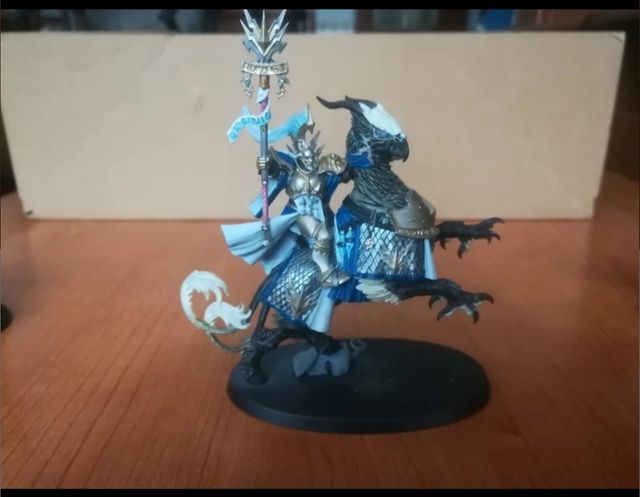 Lord Arcanum e Gryph-charguer 