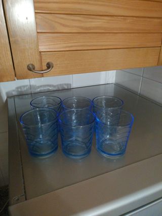 Set di bicchieri blu